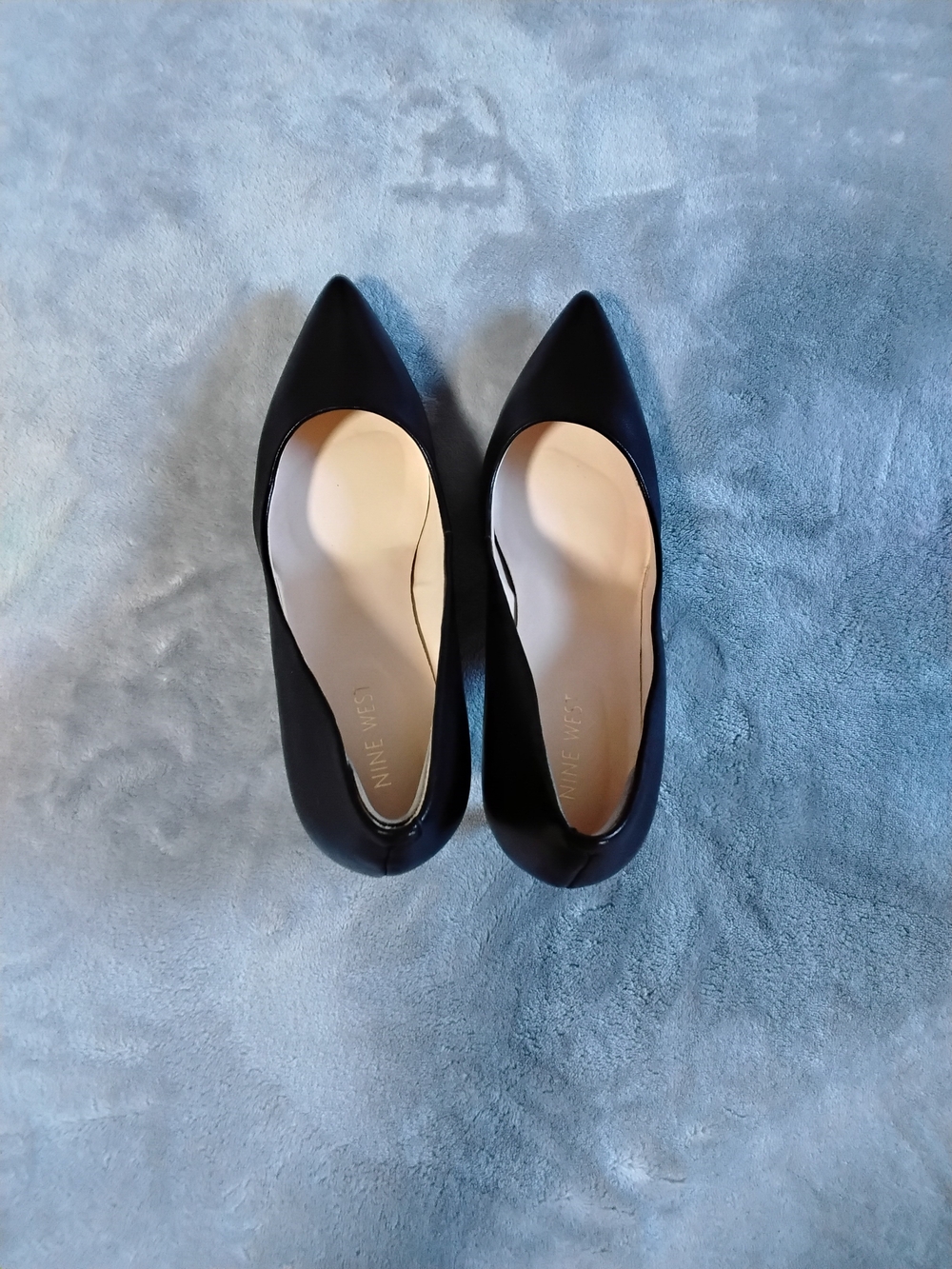 Nine West Black Pointed Toe Leather Pumps - Picture 4 of 9